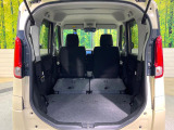 普段のお買い物や通勤、送迎等に十分な荷室スペースを確保しております。セカンドシートを倒すと、大きな荷物の積載も可能です♪