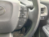 【レーダークルーズコントロール】高速道路での長距離走行が楽に!!自動で速度を保つクルーズコントロールが、衝突軽減システムと連携し、前方の車両を感知して車間を保つように速度調節してくれます!!