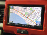 【ナビゲーション】目的地までしっかり案内してくれる使いやすいナビ。Bluetooth接続すればお持ちのスマホやMP3プレイヤーの音楽を再生可能!毎日の運転がさらに楽しくなります!!