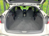 普段のお買い物や通勤、送迎等に十分な荷室スペースを確保しております。セカンドシートを倒すと、大きな荷物の積載も可能です♪