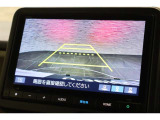 バックカメラが装備されており、後方の安全確認はもちろんのこと狭い場所での駐車や雨の日・夜間など視界の悪いコンディションでのストレスの軽減にもなります!