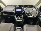 全方位で視界が広い。気持ちがよくて、運転もしやすい。1列目から3列目まで、すべての席がゆったりと座れるスペシャルシートです♪