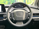【純正革巻きステアリング】上質な革を使用することで、手にしっかり馴染みとても運転しやすいハンドルです♪