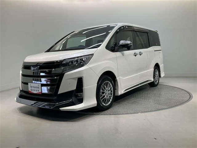 ノア 1.8 ハイブリッド Si W×B II