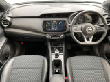 運転席周りの装備がご覧いただけます。展示場では実際にシートに座って確認していただけます。