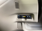 ビルトインタイプの【ETC】で見た目もスッキリ。高速道路の利用にとても便利です。
