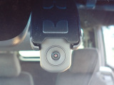 ◆【ドライブレコーダー】映像・音声などを記録する自動車用の装置です。もしもの事故の際の記録はもちろん、旅行の際の思い出としてドライブの映像を楽しむことができます。