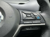 プロパイロット【同一車線運転支援技術】搭載。高速道路でドライバーに代わってアクセル、ブレーキ、ステアリングを自動制御します。