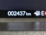 試乗車入替車で走行距離も少ない2,437Km
