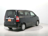 ご覧の車両以外にも多数のU-Carを展示販売しております。