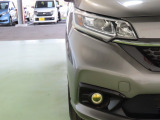 LEDヘッドライトは、点灯の瞬間から光量を発揮し、突然暗くなるトンネルなどでの安定感を高めます。