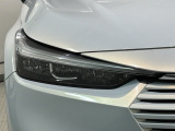 LEDヘッドライトは、点灯の瞬間から最大光量を発揮し、突然暗くなるトンネルなどでの安定感を高めます。