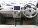 操作しやすい運転席廻り!操作パネルも使いやすい!!ドライブが楽しくなります!