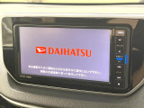 【純正ナビ】人気の純正ナビを装備しております。ナビの使いやすさはもちろん、オーディオ機能も充実!キャンプや旅行はもちろん、通勤や買い物など普段のドライブも楽しくなるはず♪