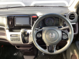 安心して運転ができる広い視界です。