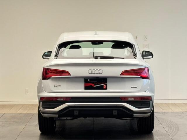 アウディ Q5スポーツバック 40 TDI クワトロ Sライン ディーゼル 4WD