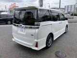 修復箇所につきましては、右フロントフェンダー付近の鈑金による軽度の修復歴となります。フレーム等の骨格部分には影響はなく、走行に支障のある修復ではございません。