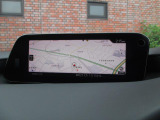 マツダコネクトの8.8インチワイドセンターディスプレイです。『Android Auto』『Apple CarPlay』や独自のコネクテッドサービスに対応したインターフェイスシステムです。