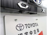 バックカメラが付いているので後方確認が非常にしやすいです。今や運転初心者も熟練者も必須装備!ついていて損はないですね♪