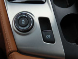 BUBU柏店はGM(ゼネラルモータース)の工場を併設いたしております。車検や一般的な整備をはじめとして、メーカー保証やリコールにも対応しております。より高い安心をお届けいたします。