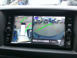 【アラウンドビューモニター】空から見下ろした映像がナビ画面にて確認可能です。駐車もラクラクですよ♪