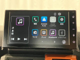 【9インチスマホ連携ディスプレイオーディオ】 対応しているスマホアプリを大画面で使えます!フルセグテレビやラジオの視聴、Bluetooth接続による音楽鑑賞、ハンズフリー通話なども利用可能です。