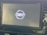 【純正9型ナビ】人気の大型9インチナビを装備。存在感のある大画面はインパクト大!ナビ利用時のマップ表示は見やすく、テレビやDVDは臨場感がアップ!いつものドライブがグッと楽しくなります♪