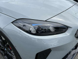また、BMW正規認定中古車は、エマージェンシーサービスが自動付帯。24時間365日、皆様のカーライフをサポート致します。確かな安心のうえで、「駆けぬける歓び」をご堪能ください。