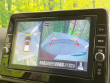 【アラウンドビューモニター】専用のカメラにより、上から見下ろしたような視点で360度クルマの周囲を確認することができます☆死角部分も確認しやすく、狭い場所での切り返しや駐車もスムーズに行えます。