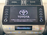 【9インチ ディスプレイオーディオ】大画面ディスプレイへお持ちのスマートフォンと連携して、ナビやbluetoothでの音楽再生が可能です♪デザインはもちろん操作性も良好!別途ナビ機能の取付可能です♪