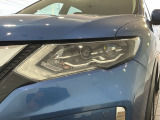 LEDヘッドライトは、点灯の瞬間から最大光量を発揮し、突然暗くなるトンネルなどでの安定感を高めます。