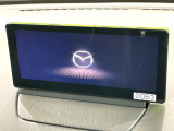【純正8インチナビ】人気の純正ナビを装備。オーディオ機能も充実しており、Bluetooth接続すればお持ちのスマホやMP3プレイヤーの音楽を再生可能!毎日の運転がさらに楽しくなります!!