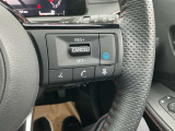 【プロパイロット】高速道でアクセル・ブレーキ・ハンドルをアシスト。運転の負担を軽減します。