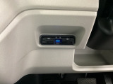 ETC車載器付。ETCが使用可能な道路通行料はキャッシュレスでスマートに走行できます。