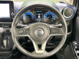 【純正革巻きステアリング】上質な革を使用することで、手にしっかり馴染みとても運転しやすいハンドルです♪