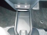 充電用USBジャック(急速充電対応タイプ1個付<Type-C>)