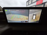 アラウンドビューモニター装備で、バックや縦列駐車の際に上から見た映像があなたをサポート!
