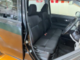 運転席広々
