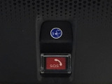 Honda CONNECTが安心快適なカーライフを実現します。万一の時も緊急通報ボタンやトラブルサポートボタンで24時間365日お客様をサポート。大事なお車の盗難やいたずらなどにも対処します。