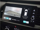 ◆リアワイドカメラシステム◆3種類の表示で後方確認をサポート♪セレクトレバーを「R」の位置に入れるとカメラ画像に切り替え。ノーマルビューでは従来のリアカメラと同様の標準的なビューで表示します!
