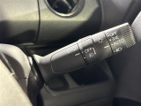 【オートライト(AUTO)】外の明るさをシステムが感知して、自動でヘッドライトが点灯します!ヘッドライトをつけ忘れを防ぐ便利機能です。