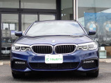 BMW在庫保有台数常時100台以上!ご来店の際はBMW本店(厚木市下荻野140-1)にご来店ください!弊社自慢の全天候型ショールーム!BMW在庫保有台数常時100台以上ございます!