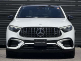 納車前整備は、メルセデスベンツ国際認定メカニックによる最新の検査ライン等の施設が充実した当社工場で入念に行います。メルセデス・ベンツの定める厳しい基準をクリアしたお車のみをご案内させて頂きます。