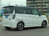 プライバシーを保護してくれるリヤスモークガラスです☆