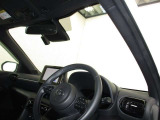 見通しのよいすっきりとした視界で、誰でも運転しやすいです。運転のしやすさは疲れにくさにも繋がりますよ♪