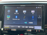 【ナビゲーション】使いやすいナビで目的地までしっかり案内してくれます。各種オーディオ再生機能も充実しており、お車の運転がさらに楽しくなります!!