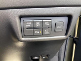 パワーリアゲートは、運転席からリアゲートの開閉操作が出来てとても便利です。