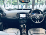 コンパス リミテッド 4WD 本革シート