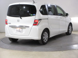 ボディクリーニング後、愛車をピカピカの状態へ保護するコーティング「ブライトパック」がおススメです!水垢がつきにくく、手入れがしやすくなりますよ!いつも愛車をきれいにしておきたい方におススメです。
