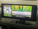 【アラウンドビューモニター】専用のカメラにより、上から見下ろしたような視点で360度クルマの周囲を確認することができます☆死角部分も確認しやすく、狭い場所での切り返しや駐車もスムーズに行えます。